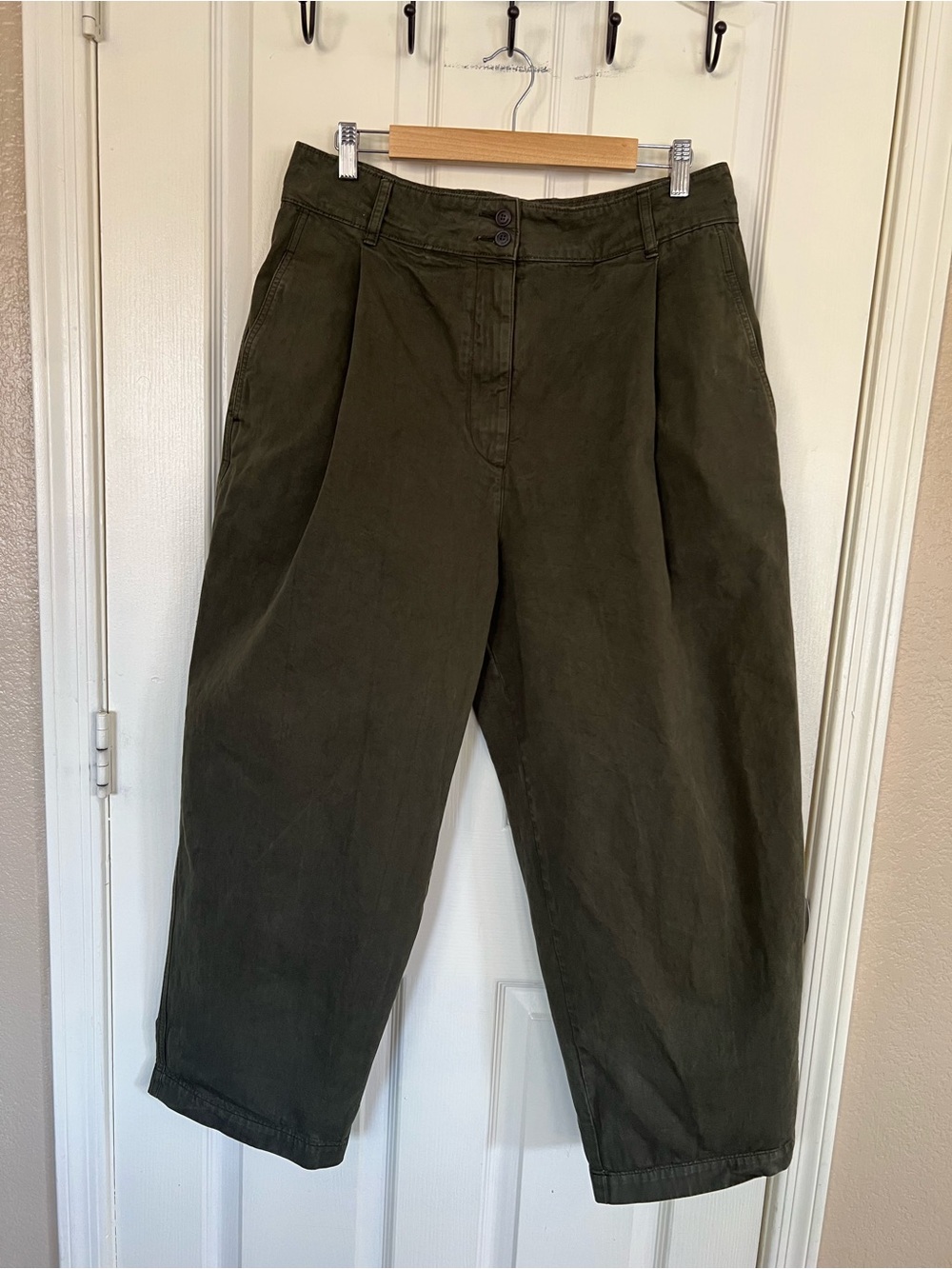 Girls of Dust Olive Cotton Barrel Leg Utility Pants Portugal Size Large